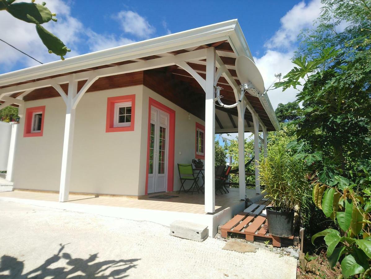 Grenadier Trinite  Exterior foto